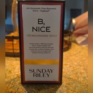 🔴 SUNDAY RILEY B3 Nice 10% Niacinamide Serum